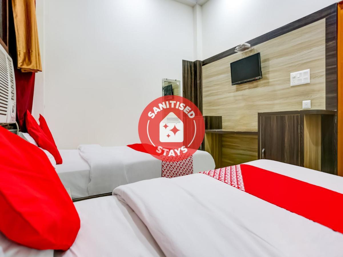 Oyo 75850 Vishwanath Guest House พาราณสี ภายนอก รูปภาพ