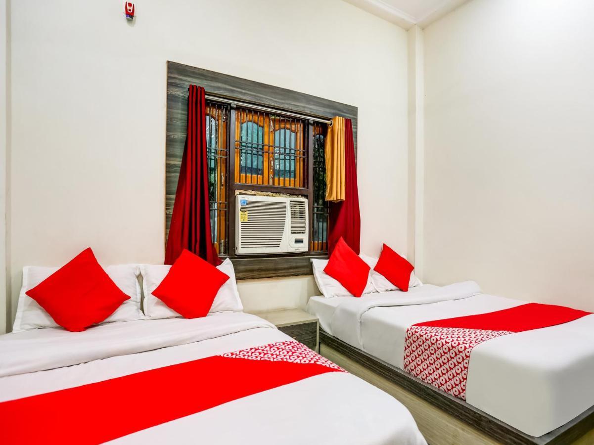 Oyo 75850 Vishwanath Guest House พาราณสี ภายนอก รูปภาพ