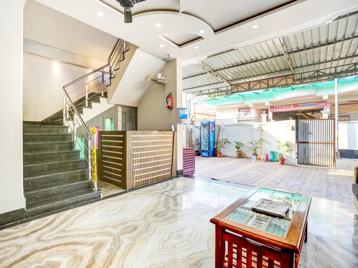 Oyo 75850 Vishwanath Guest House พาราณสี ภายนอก รูปภาพ